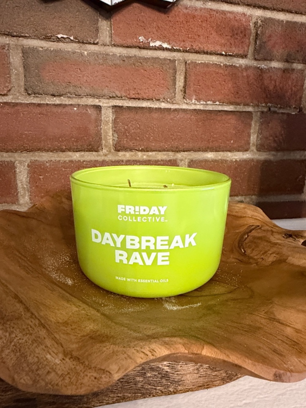 FR!DAY Collective Daybreak Rave Candle - Lime Green